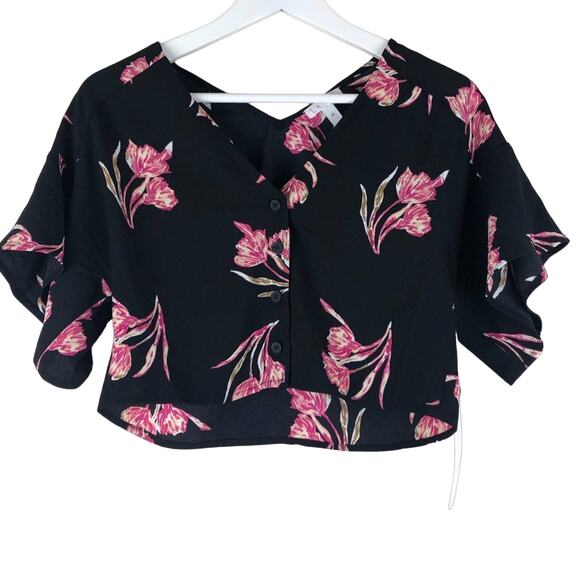 Leith Tops - LEITH Black Pink Floral Crop Top Summer XS Buttons NWT Cropped V-Neck Flutter